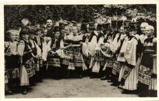 Mezőkövesdi népviselet / Hungarian folklore from Mezőkövesd