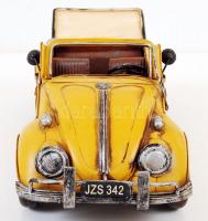 Nyitott tetejű Volkswagen bogárhátú autó fém modellje, jó állapotban, 32x12x12 cm