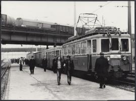 cca 1970-1980 Budapest, HÉV szerelvények, állomások, 7 db fotó, 18x24 cm