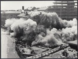 cca 1980 Budapest, a Marx (ma Nyugati) téri aluljáró rendszer építése miatt egy teljes háztömböt rob...