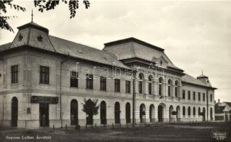 Szarvas, Luther árvaház, Medvegy Béla üzlete