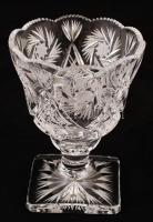 Ólomkristály serleg, csiszolt, metszett, m:15,5 cm