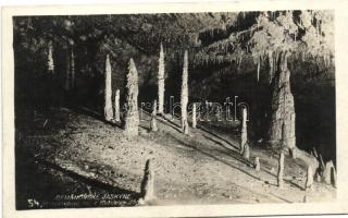 Deményfalvi jég- és cseppkőbarlang / ice and stalactite cave