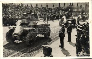 1940 Kolozsvár, bevonulás, tankok / entry of the Hungarian troops, tank 'vissza' So. Stpl