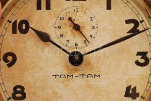 Antik art deco Tam Tam ébresztőóra, a kitámasztó félig kijár, nem működik, 13×13×8 cm