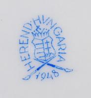 Herendi virágmintás kézzel festett szív alakú bonbonier, lepattanással, jelzett, d: 13 cm, m: 12 cm