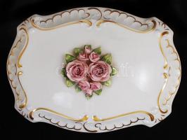 Unter Weissbach rózsás porcelán bonbonier, apró lepattanással, jelzett, 13x9x11 cm