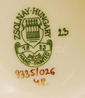 Zsolnay pillangó mintás váza, kézzel festett, jelzett, hibátlan, m:18 cm