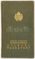 1939 A Magyar Királyság által kiállított fényképes útlevél / Hungarian passport