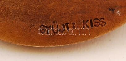 Várhelyi György (1942-): Szerelmesek. Bronz plakett, jelzett, d:8 cm