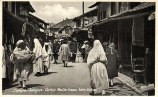 Sarajevo, Carsija, bazaar, muslim women