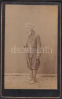 cca 1900 Pipázó török férfi, keményhátú fotó, 13x21 cm / cca 1900 Turkish man, photo, 13x21 cm