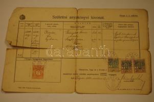 1922 Születési anyakönyvi kivonat Pápa városi illetékbélyeggel
