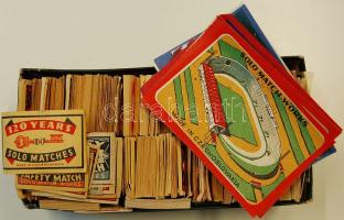 1-2 ezer db gyufacímke dobozban