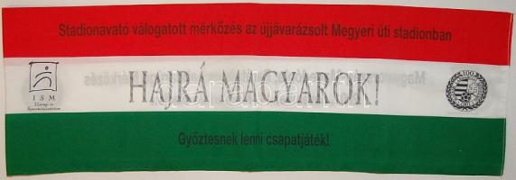 2001 Megyeri úti stadionavató mérkőzés díszzászlaja