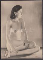 cca 1930-1940 Akt, Estel Paris fotó, 10x14 cm / cca 1930-1940 Nude photo, 10x14 cm