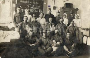 Hadikórházban, katonák, nővérek, csoportkép  / Military WWI field hospital, group photo (EK)