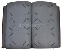 Régi bőr képeslapalbum 474 férőhellyel (20 cm x 37 cm) / Old leather postcard album for 474 postcard...