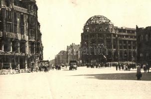 Berlin, Potsdamer Platz mit Haus Vaterland; Serie Und neues Leben blüht aus den Ruinen / Berlin after World War II