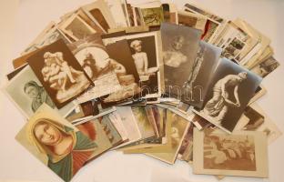 kb 280 db régi motívum képeslap benne katonai téma, népviseletek, stb.