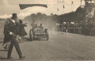 1902 Vienna, Wien; Arrivée du Comte Zborowsky a Vienne / 7th Grand Prix de lAutomobile Club de France. Paris-Vienna Trail