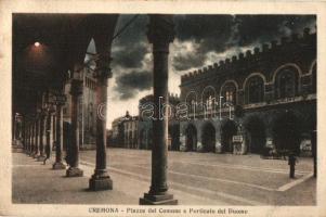 Cremona, Piazza del Comune, Porticato del Duomo / square, cathedral, night (EK)