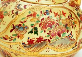 Régi gazdagon díszített, aranyozott nagyméretű kínai porcelán teáskanna, jelzett, d: 16 cm, m: 17 cm
