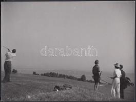 Fotók: Golfozók. 3db 23x17cm