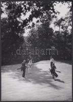 Fotók: Golfozók. 3db 23x17cm