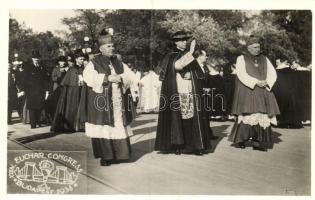 1938 Budapest, XXXIV. Nemzetközi Eucharisztikus Kongresszus, Pacelli bíboros áldást oszt