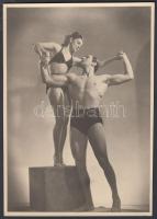 Mozgásművészet. Régi fotó. 17x12cm