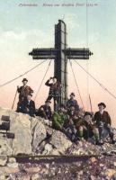 Großer Priel, Kreuz / Cross with mountain climbers