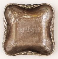 Ezüst (Ag.) kis tálka, jelzett, mesterjeggyel, 9×9 cm, nettó:37 g