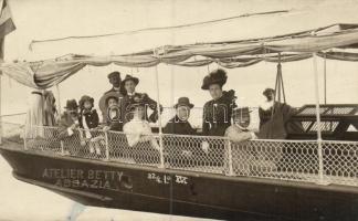 Abbazia, on board, ship, Atelier Betty group photo