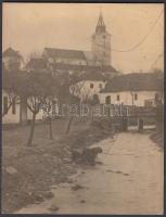 cca 1920 Szentendre(?), Mosás a patakban, jelzetlen fénykép Kerny István (1879-1963) hagyatékából, 15x11,5 cm