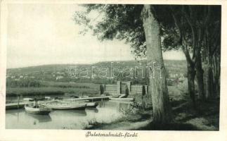 Balatonalmádi-fürdő, csónakok (EK)