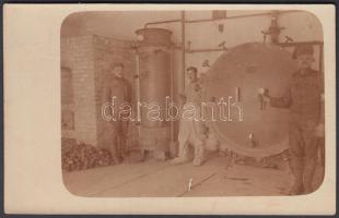 cca 1910 Kazánház a laktanyában, fotólap, 9x14 cm