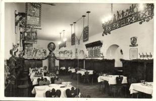 Budapest VIII. Sörkatakomba, Eszterházy utca 6. (kis lyuk / pinhole)