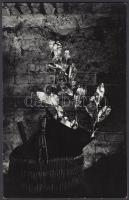 1969 Horváth Péter: Karrier, a szerző által feliratozott vintage fotóművészeti alkotás, 24x15 cm