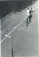 cca 1970 Kajtár Tibor: Cím nélkül, a szerző által feliratozott vintage fotóművészeti alkotás, 21x14 cm