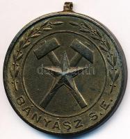 1953. "Bányász Sport Egyesület / III. Alapfokú Torna Csapatbajnokság - Lány I." bronzozott...