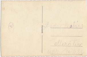 cca 1920-1950 Badár Balázs fazekas dinasztia háza Mezőtúron, id. Badár Balázs portréja és ifj. Badár...