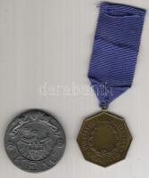 Cca 1900-as évek 2 klf kolozsvári sportérem Br + szürkefém, egyik szalaggal T:1