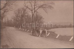 cca 1930 Dr. Kovács Emil: Ökrös szekér, jelzetlen fotóművészeti alkotás a szerző hagyatékából, 16x24 cm