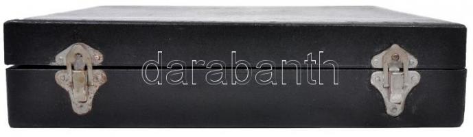 Ezüst étkészlet koffer 6 személyes. 33x34,5cm