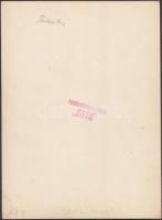 cca 1930 Gaál Margit: Belső udvar, jelzés nélküli vintage fotóművészeti alkotás, 23x17 cm