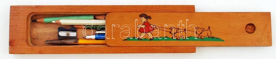 Diák tolltartó, fából, matricázott, tartozékokkal együtt. 6,5x25cm
