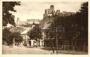 Trencsén, Masarykové námestie / Masaryk square, castle