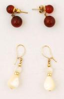 Bizsu tétel: 2 pár függő, fehér ill., barna gömbökkel.