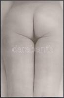 cca 1970 Emlékeztető a fiatalságra, finoman erotikus fénykép, 14x9 cm / cca 1970 Erotic photo, 14x9 cm